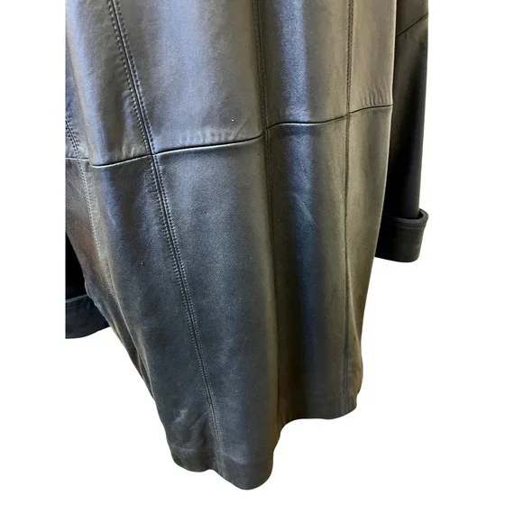 Vintage Y2K LIZ CLAIBORNE Black Leather Car Coat Jacket Zip Sz M Minimalist Goth - Picture 9 of 16